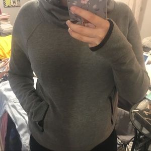 🔵 3/$20 SO Kohl’s grey hooded sweatshirt